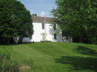 87 Stowe Dr, Poughquag, NY 12570