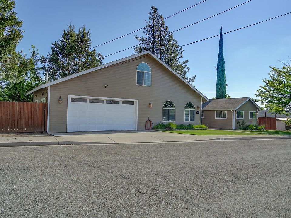 908 North St, Yreka, CA 96097 MLS 20230581 Zillow