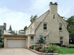 646 Kenilworth Ter, Kenilworth, IL