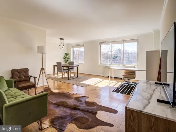 3000 Spout Run Pkwy, Arlington, VA