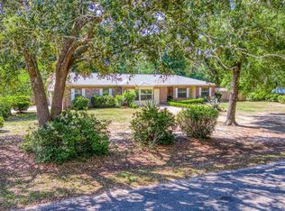 5458 Cynthia St, Milton, FL 32583