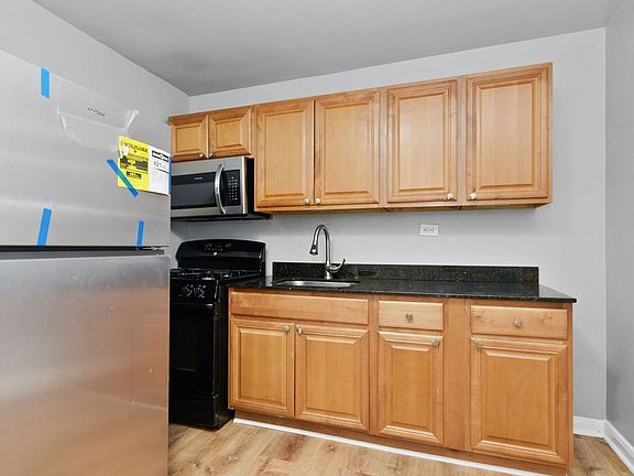 4th image of 5618 S Martin Luther King Dr Unit 3F
