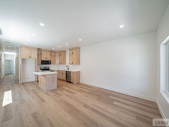 4th image of 1295/1297 Bear Ave