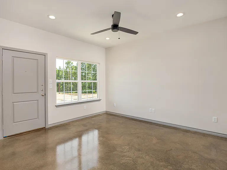 14ThePines — Photo 14
