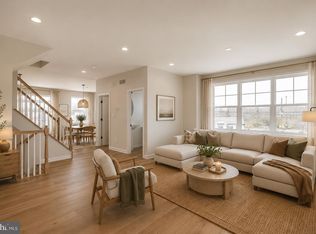 54 Becker Dr #25, Chalfont, PA 18914