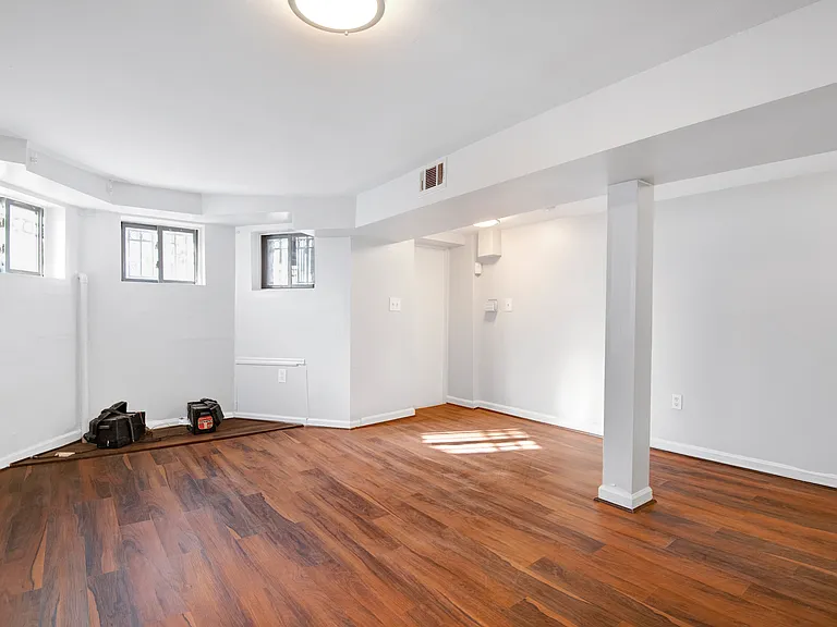 739 Morton St NW — Photo 13