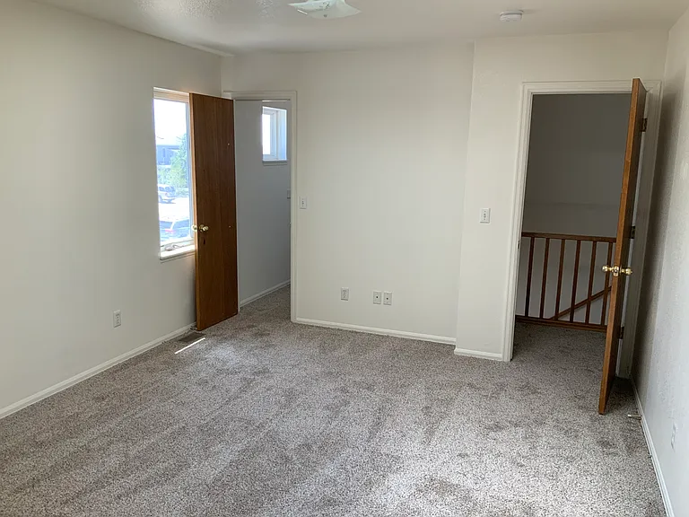 1127 Palmer Dr — Photo 9