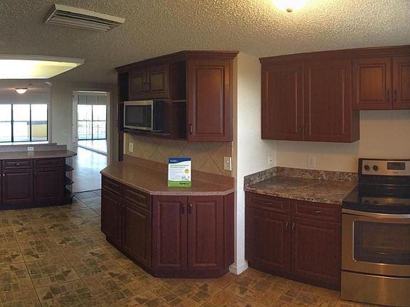 3rd image of 644 Marina Point Dr