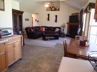 1726 S Burks Ave, Springfield, MO 65807