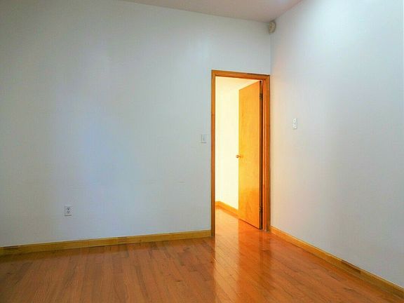 2nd image of 13 Market St #2L