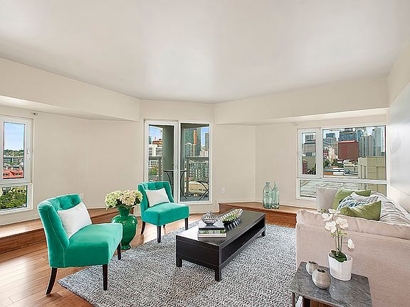 2nd image of 121 Vine St Unit 1106