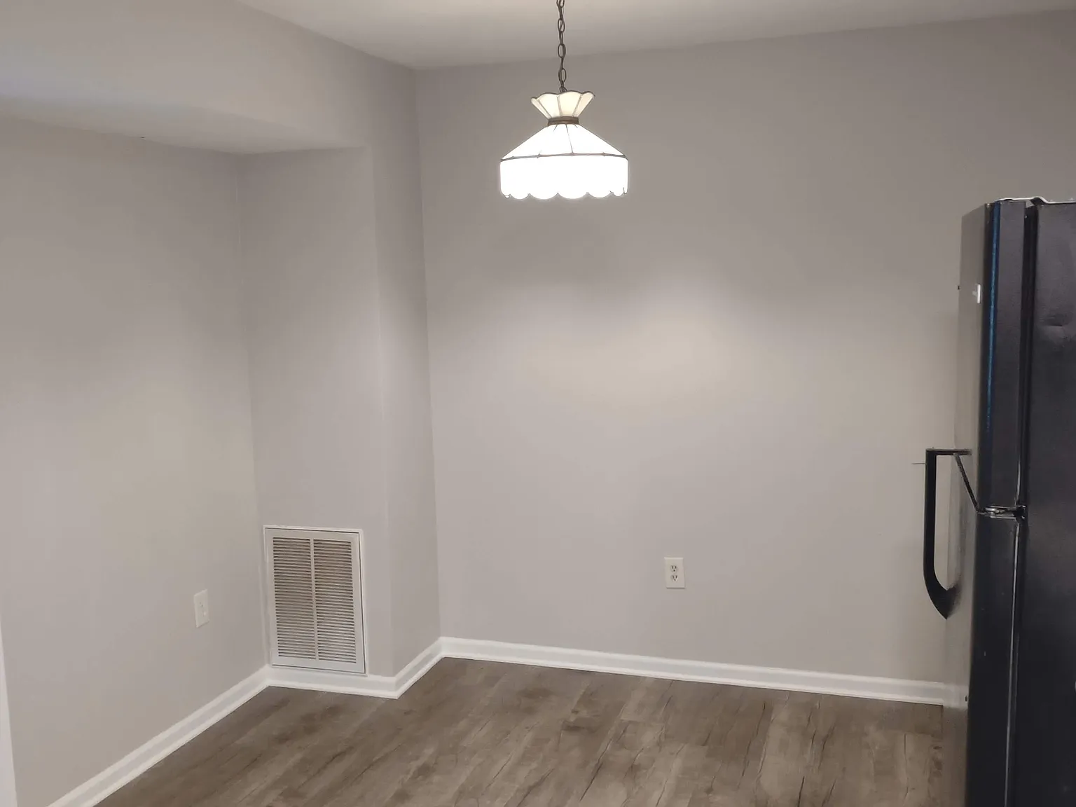 1008 N Fairmont Ave — Photo 4