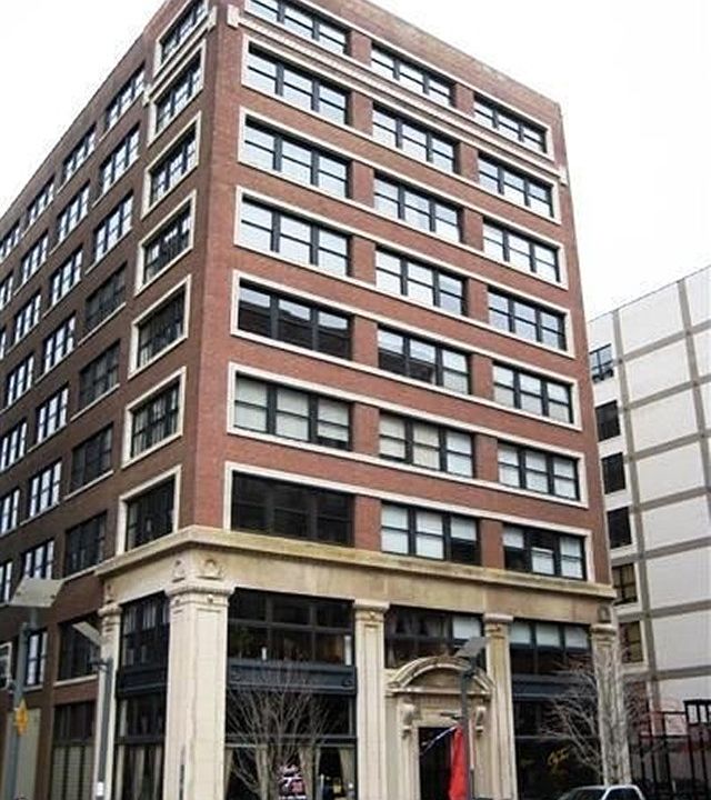 1st image of 1619-1623 Washington Ave #502