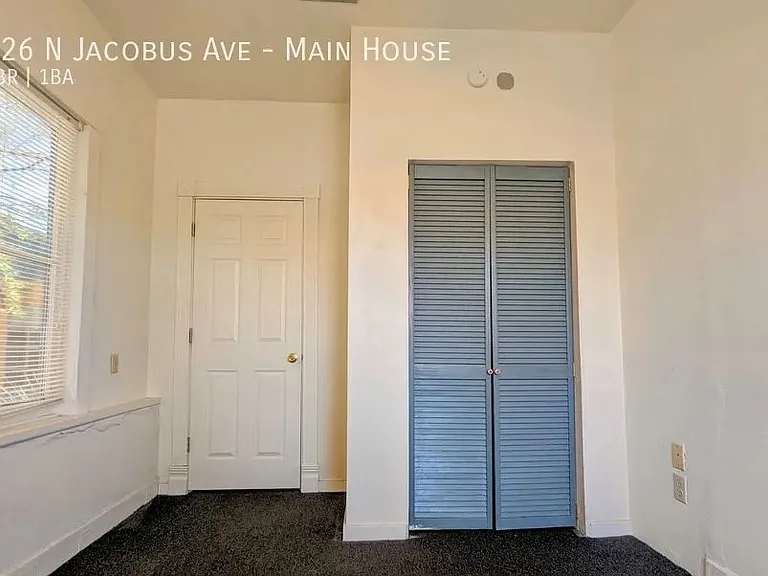 726 N Jacobus Ave #1 — Photo 7