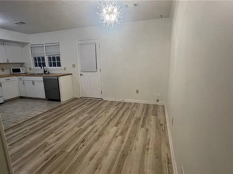 1405 Kennesaw Trace Ct NW — Photo 11
