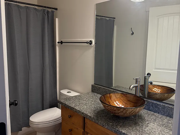 2nd and 3rd Bedroom shared bath with tub/shower unit