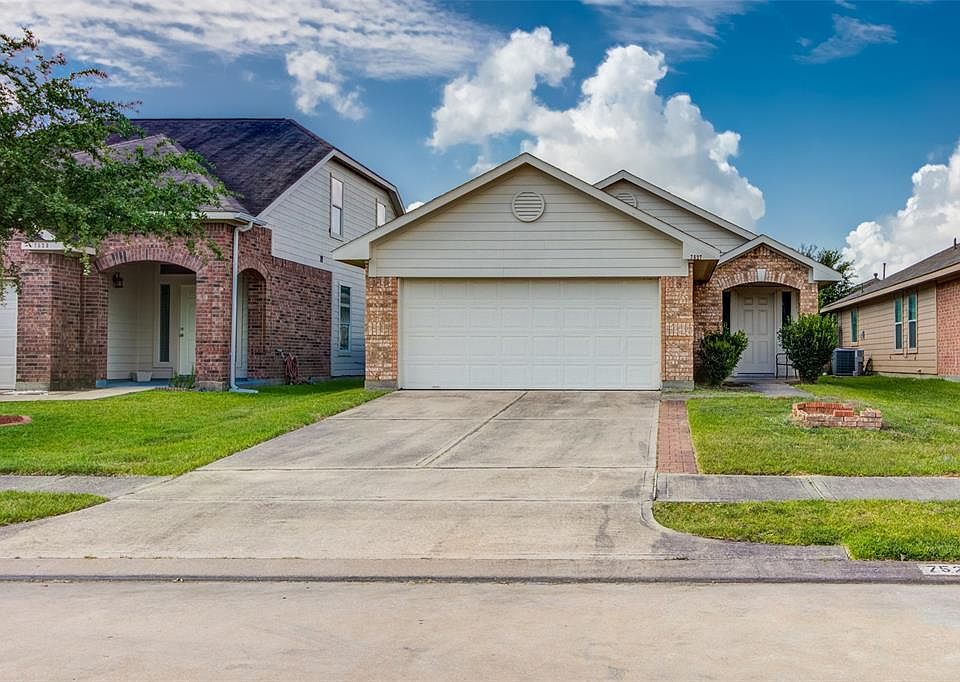1st image of 7527 Legacy Pines Dr