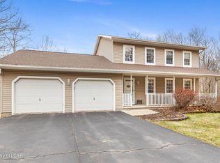 23 Blytheburn Rd, Mountain Top, PA 18707