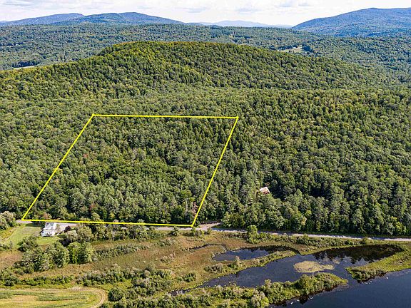 3rd image of 202 River Road