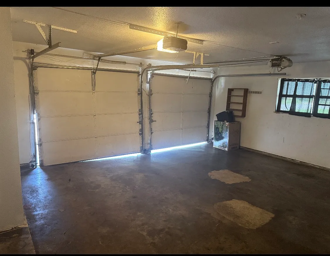 3 bed, 1375 sqft, $1,950 — Photo 3
