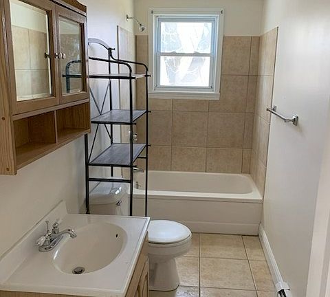 5th image of 275 Pine St APT 1