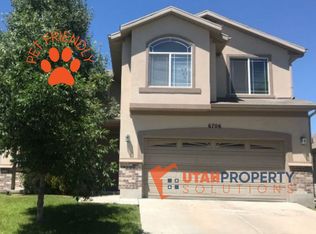 6706 S Chiswick Ct, West Jordan, UT 84081