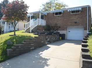 218 Roberts St, West Mifflin, PA