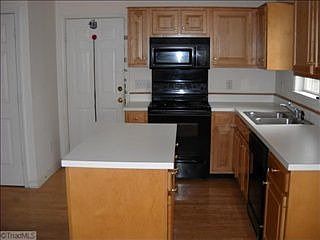 1st image of 160 Beeson Park Ct