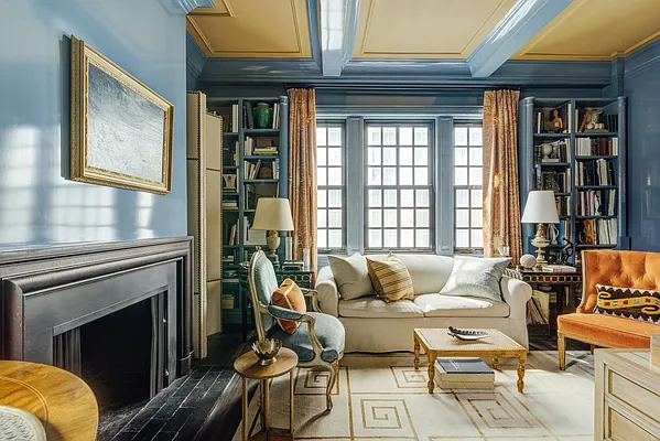 Sold by Compass | media 27