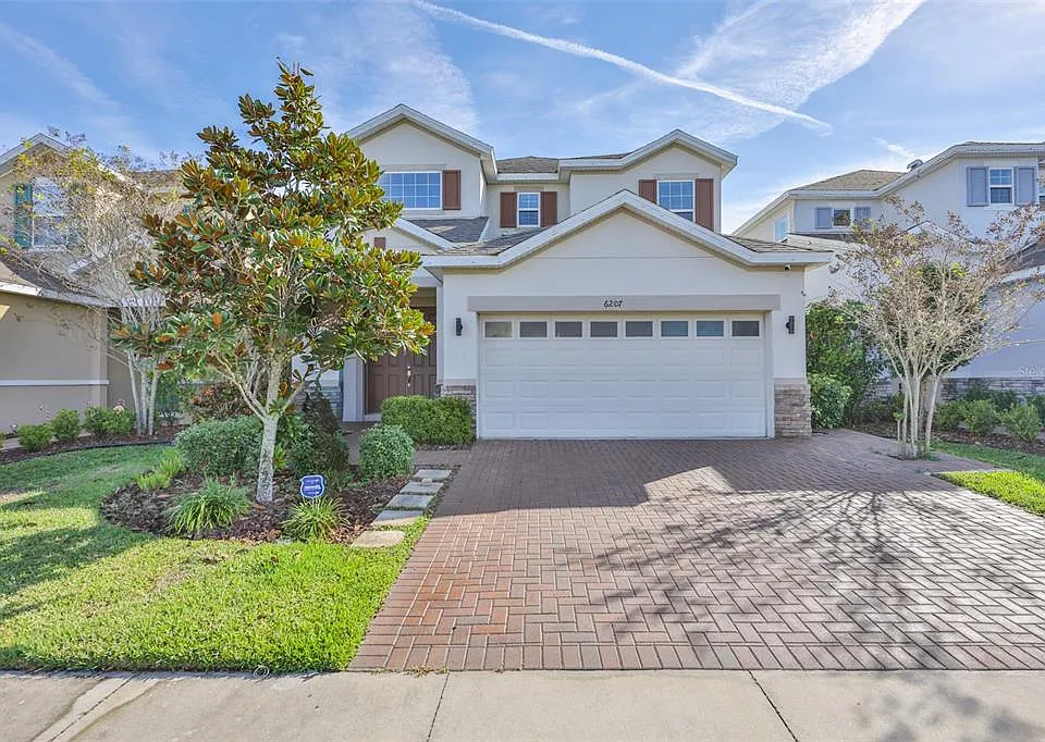 6207 Voyagers Pl