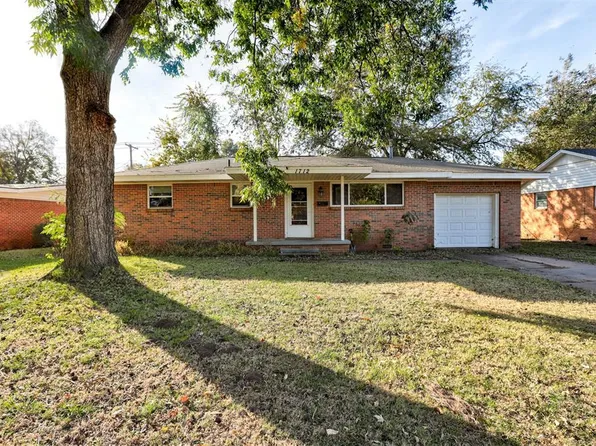 1712 W Boyd St, Norman, OK 73069