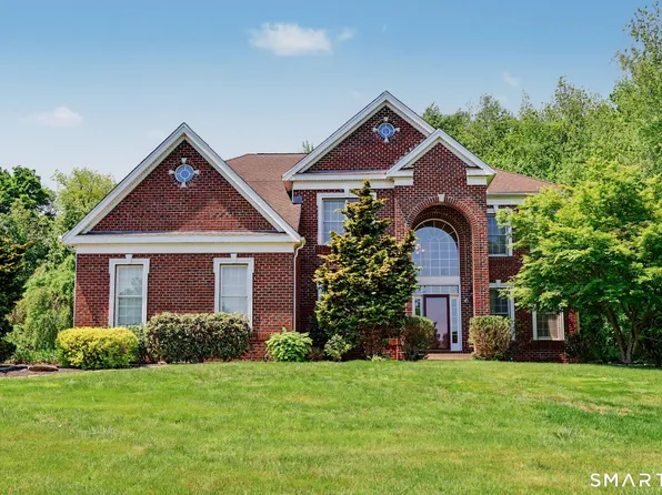 60 Wabuda Place, Shelton, CT 06484