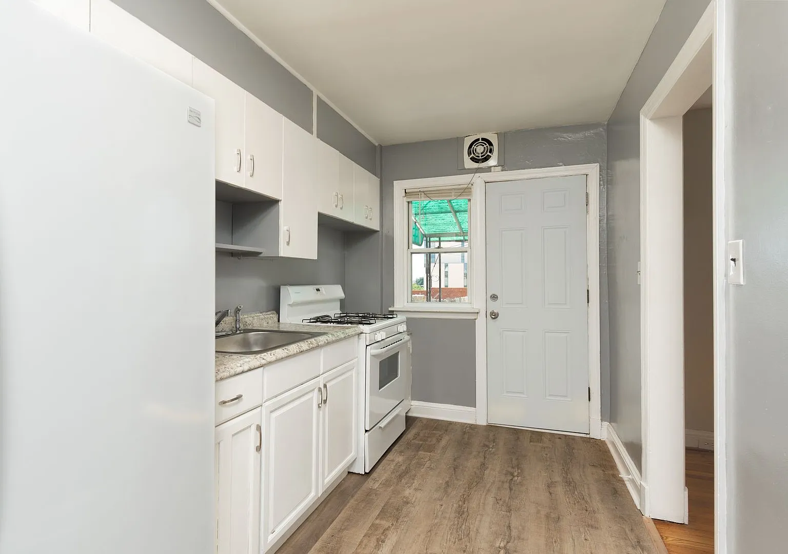 Updated 3BR Home — Photo 3