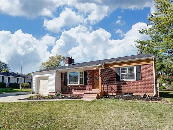 2nd image of 3685 Woodman Dr