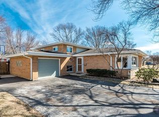 231 Fernwood Ln, Glenview, IL