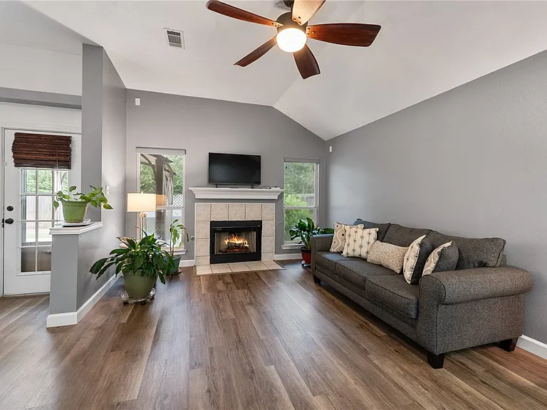 2805 Muirwood Ct — Photo 5
