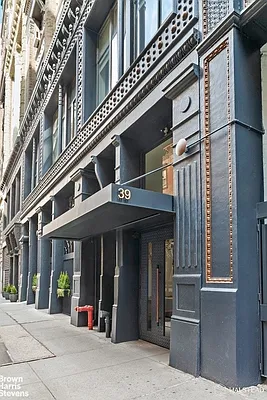 Sold by Brown Harris Stevens | media 10