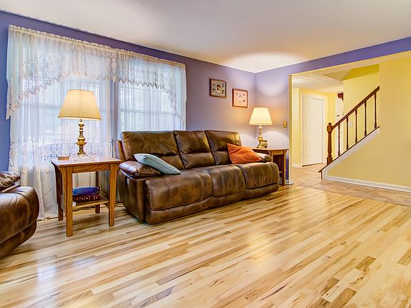2nd image of 8114 Quailwood Ct