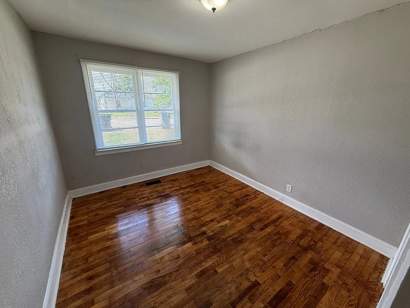 309 A&B, & 317 Martin Luther King Jr Blvd-Cedartown — Photo 4