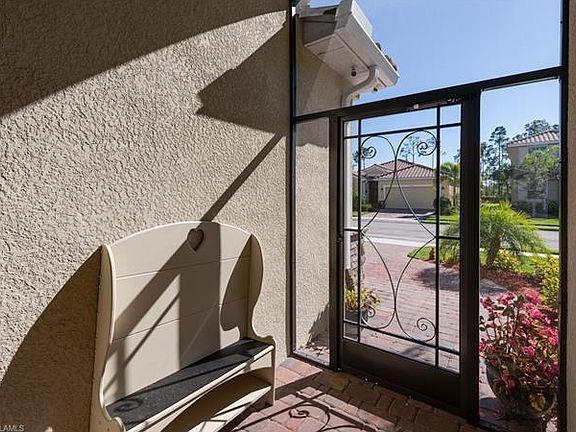 3rd image of 2529 Laurentina Ln