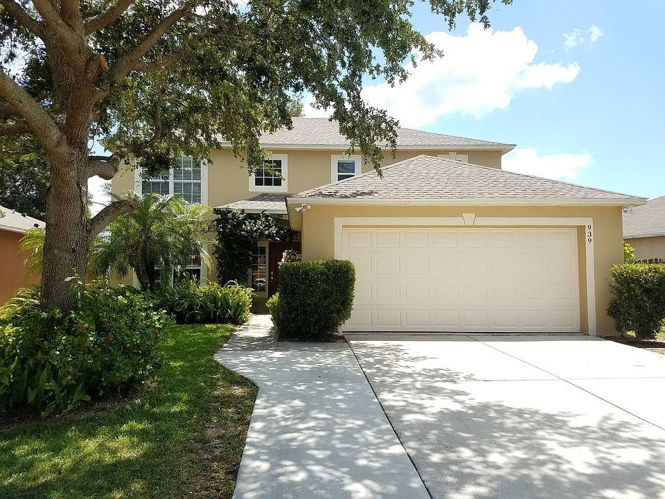 1st image of 939 Vanderbilt Dr