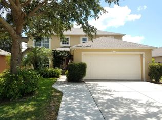 939 Vanderbilt Dr, Eustis, FL 32726