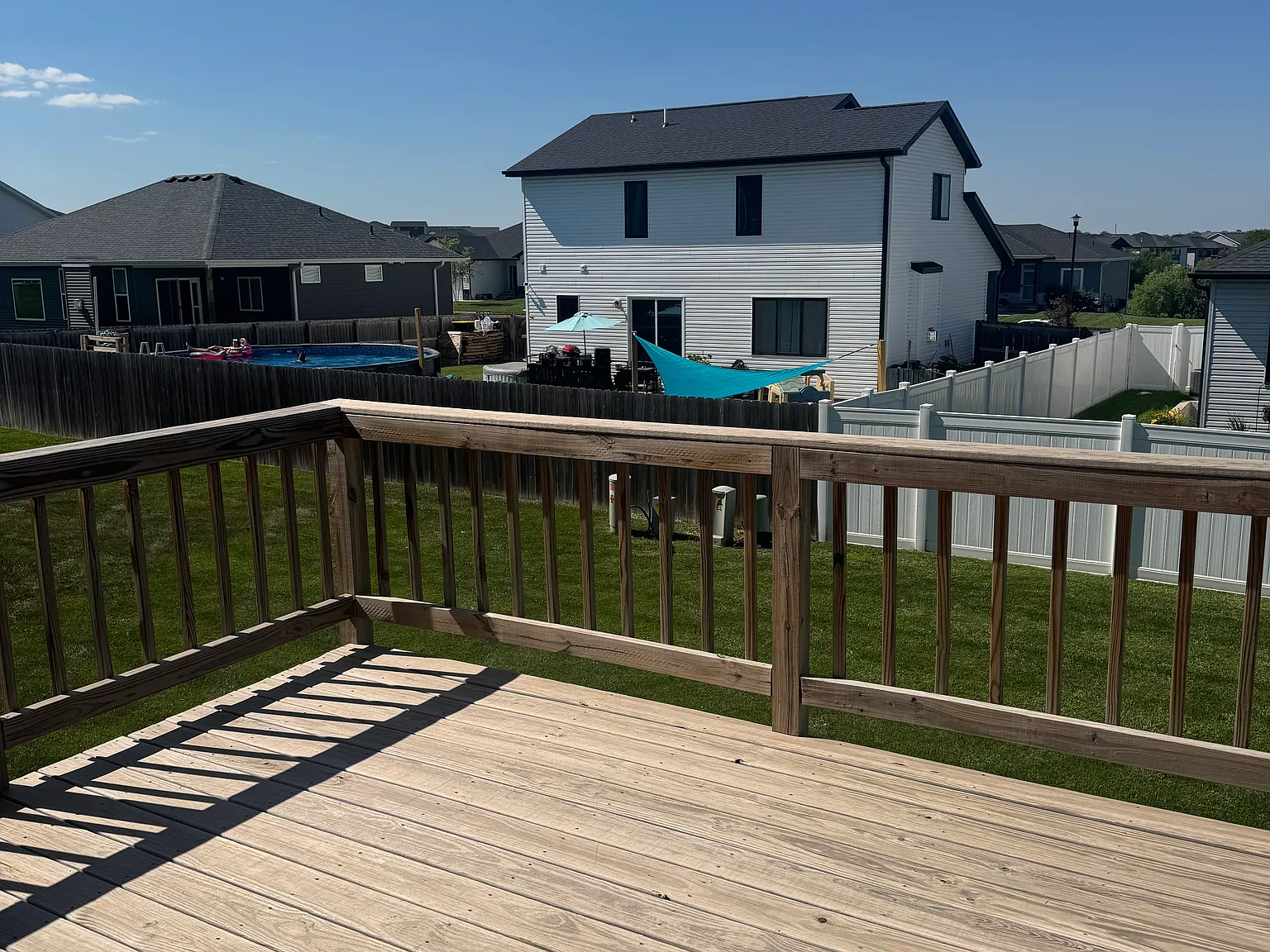 4 bed, 3.5 bath, 2139 sqft, $2,300 — Photo 3