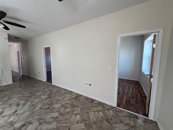 5th image of 3616 Tholozan Ave