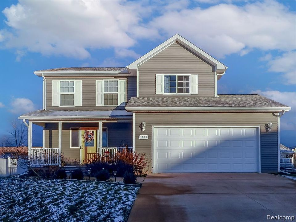 1st image of 3143 Blue Grass Ln