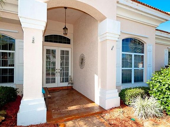 3rd image of 8264 Deerbrook Cir