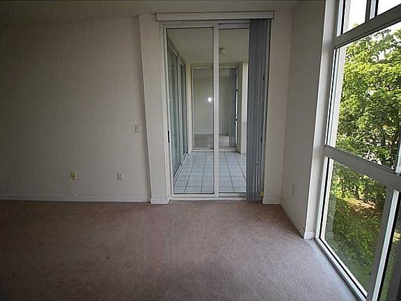 4th image of 9805 NW 52nd St APT 406