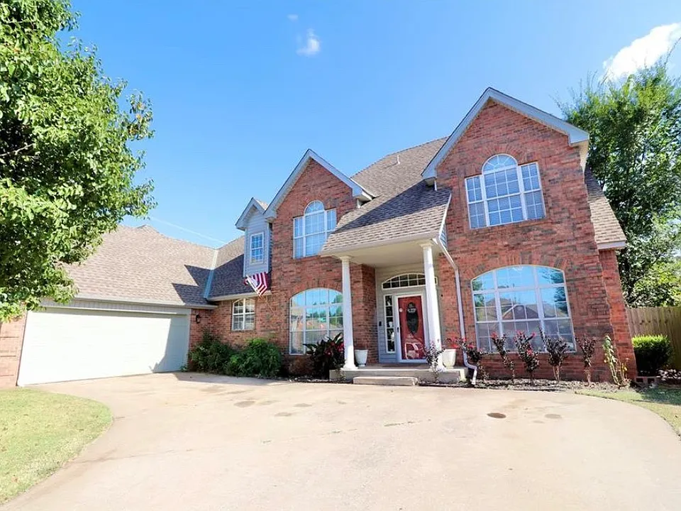 2932 Misty Ridge Dr