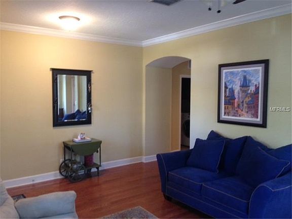 2nd image of 216 Wellisford Way