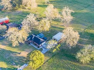 154 Horse Shoe Trl, Angleton, TX 77515